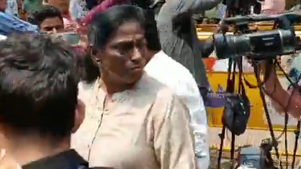 Wrestlers vs WFI: PT Usha meets protesting grapplers after her 'indiscipline' remark - Vimarsana News