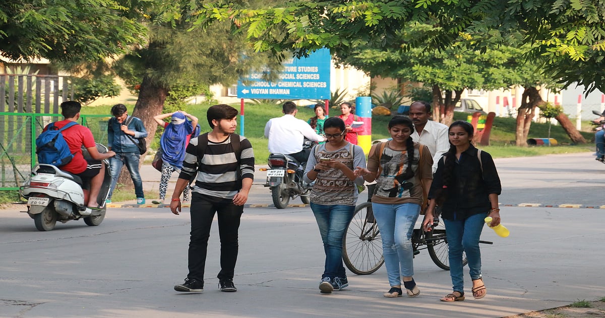 Indore: 1,800 Apply For 2,900 Seats; Counselling Of Non-CUET Courses Starts In DAVV - Vimarsana News