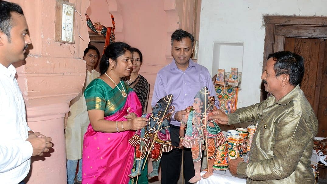 Bhopal: MP, Andhra Joint Endeavour 'Craft Bazaar' Begins At Gouhar Mahal - Vimarsana News