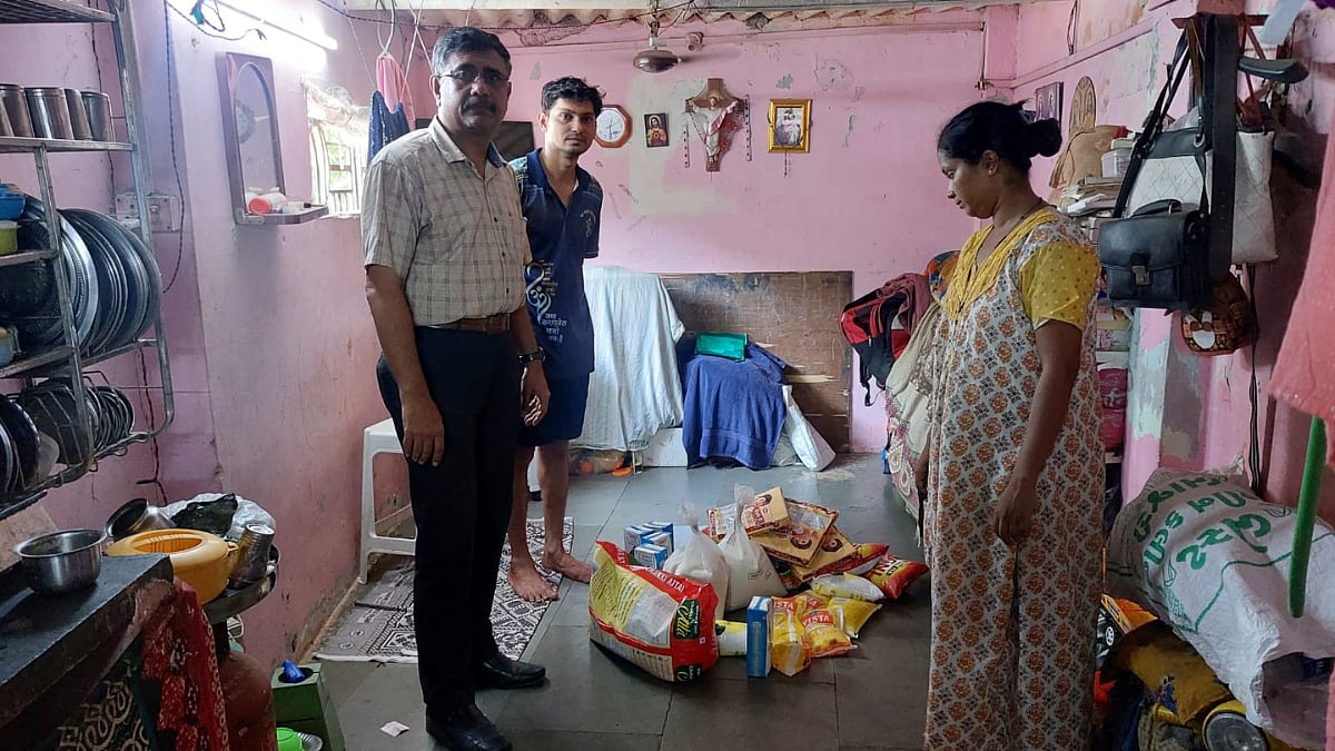 Navi Mumbai-based NGO Helps Distressed Family In Dharavi After Call For Help - Vimarsana News