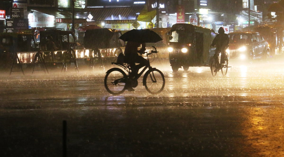 Weather Update: Heavy Rain Alert In Bhopal, Indore Rewa & More As MP Gears To Welcome Monsoon - Vimarsana News