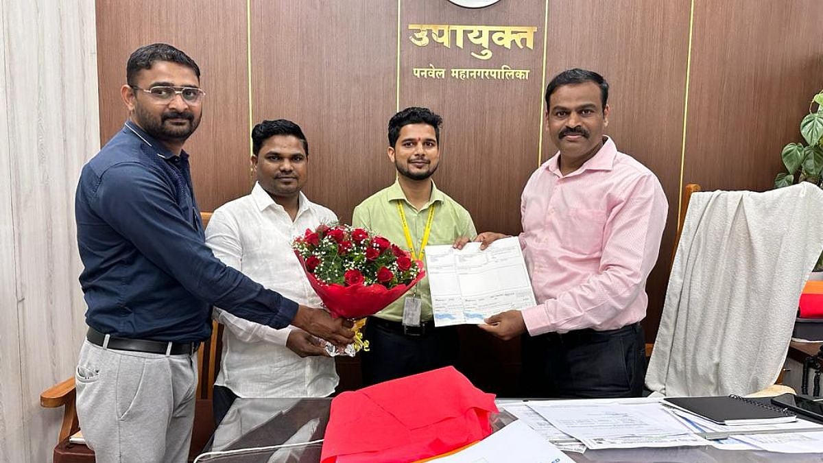 Navi Mumbai: PMC Felicitates Property Owner For Paying Their Taxes - Vimarsana News