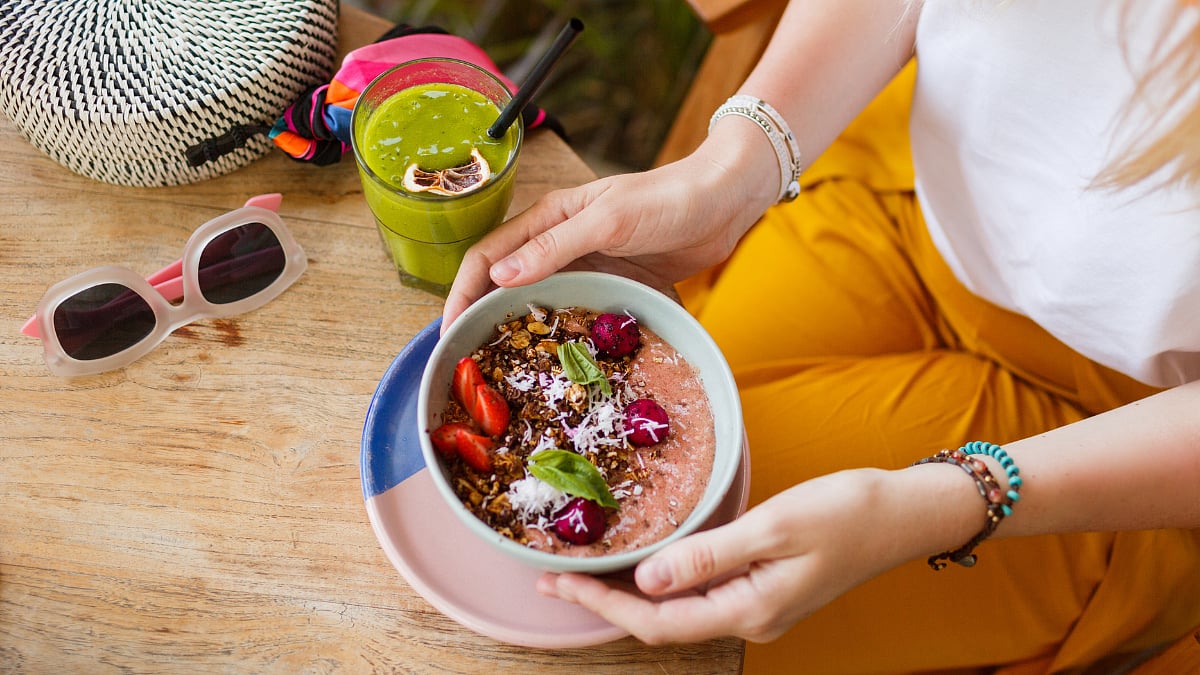5 eating and lifestyle tips to nurture a healthy period cycle - Vimarsana News