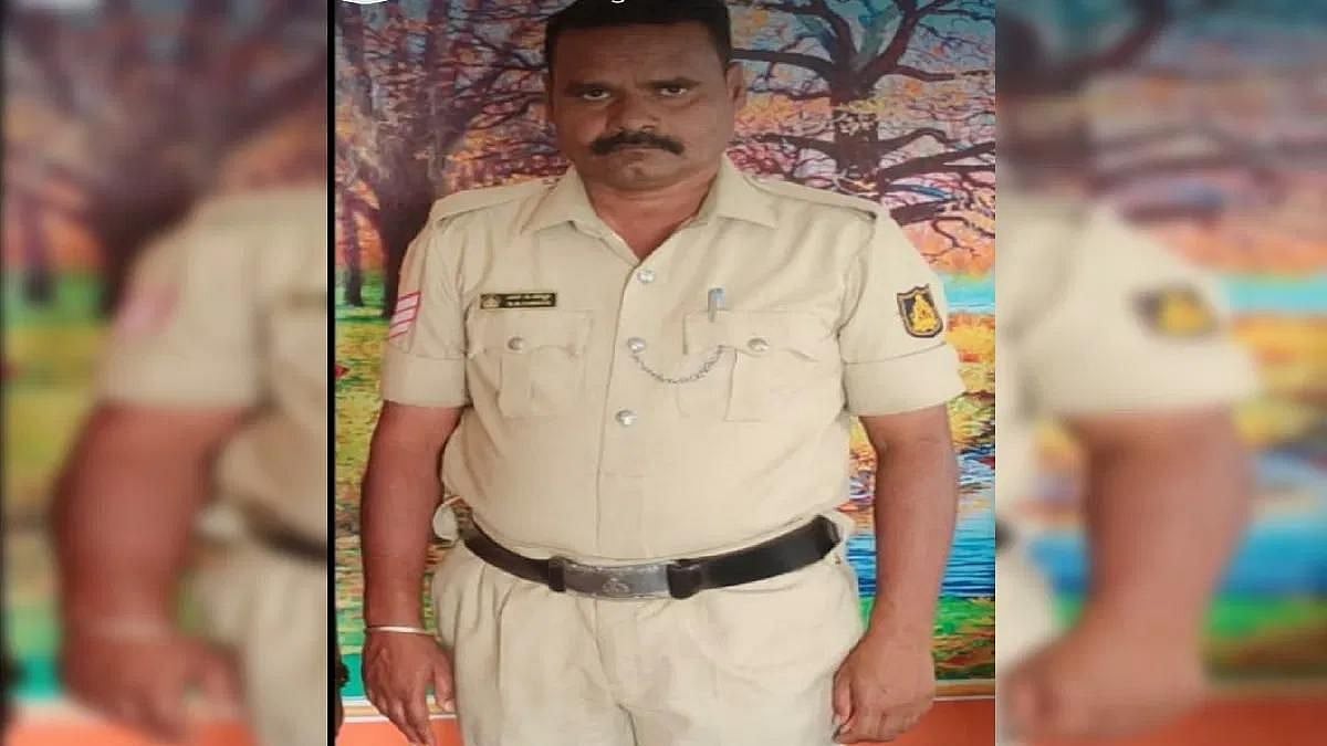 Karnataka Crime: Head Constable On Duty Crushed To Death Under Truck By ...