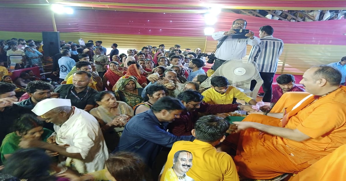 Bhopal: Devotees Throng Sehore's Kubereshwar Dham To Meet Pradip Mishra On Guru Purnima - Vimarsana News