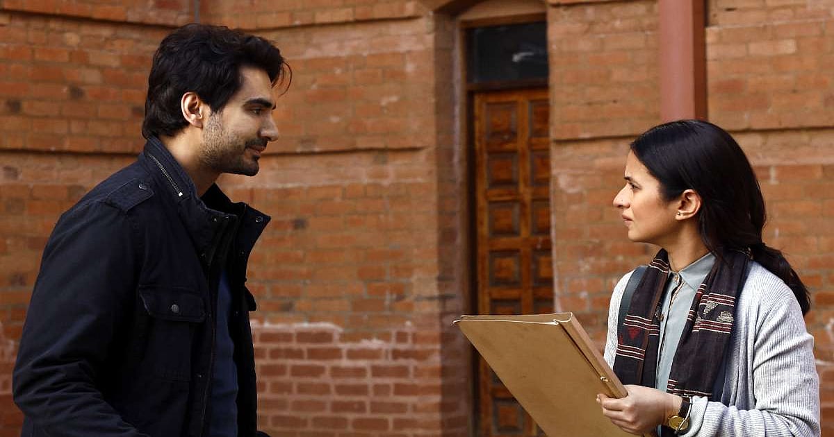 Adhura Web Review: This Rasika Dugal-Ishwak Singh Series Is A Predictable Spookfest - Vimarsana News