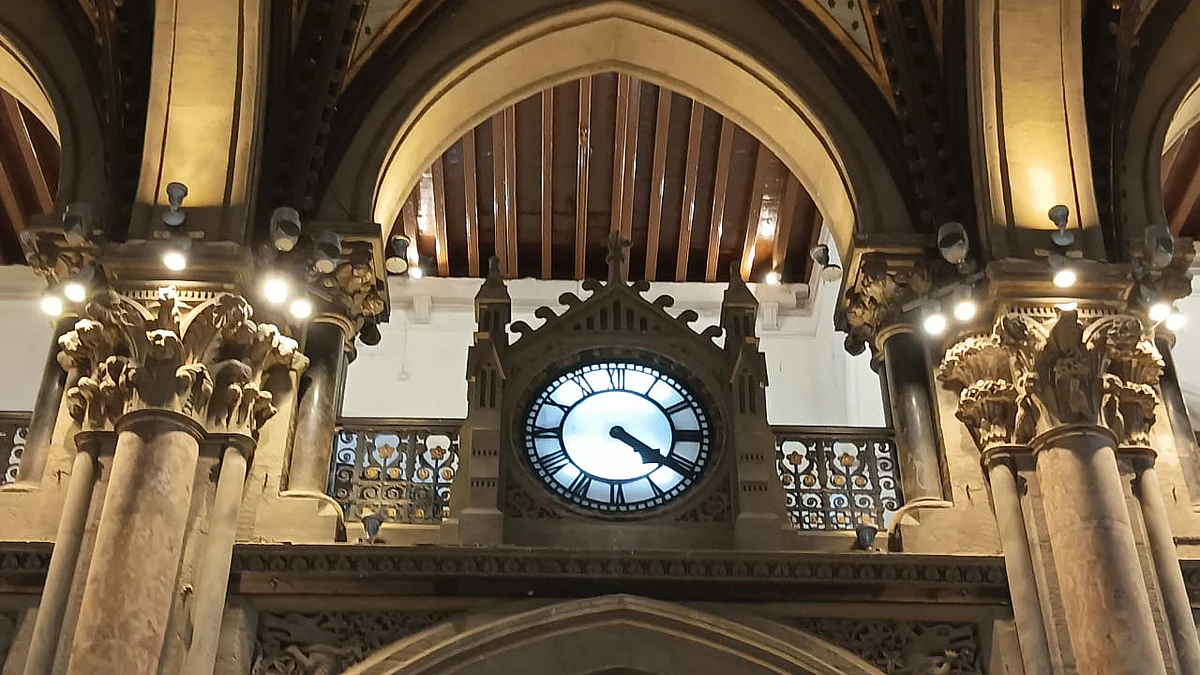 CSMT clock