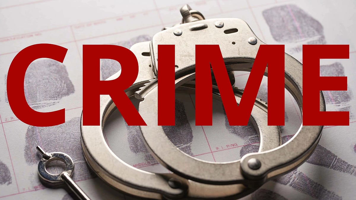 mumbai-news-couple-arrested-for-cheating-karnataka-hc-prosecutor