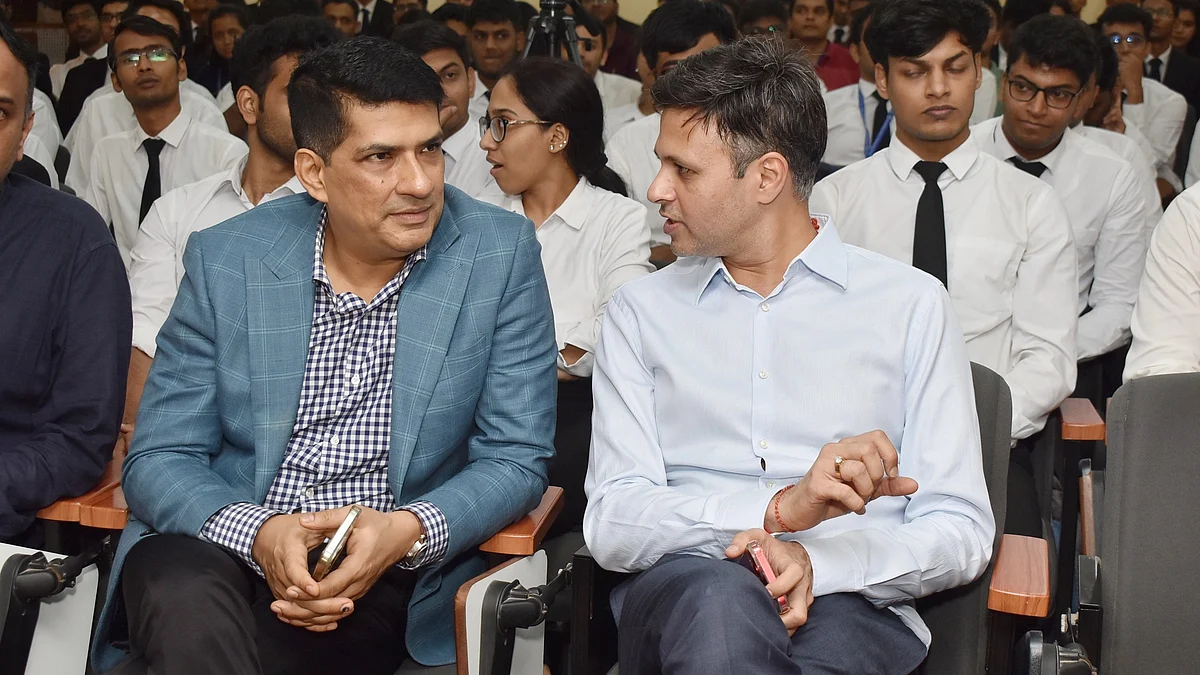 Special Inspector General of Police (Cyber Crimes department, government of Maharashtra) Yashasvi Yadav with Abhishek Karnani.