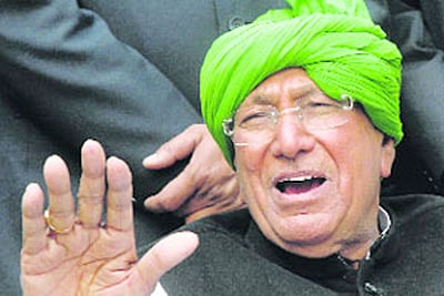 Haryana: Ex-CM Om Prakash Chautala convicted in teachers' recruitment scam clears 10th, 12th exams at 87 - Vimarsana News