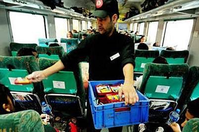 IRCTC handed over flexibility to customise its menu, to include local and regional cuisines - Vimarsana News