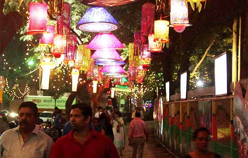Diwali 2019: Wish your loved ones with these unique messages and images on WhatsApp and Facebook