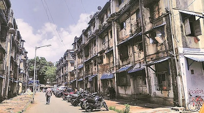 Mumbai: SBUT struggles to shift residents to transit camps following Bhendi Bazaar building collapse