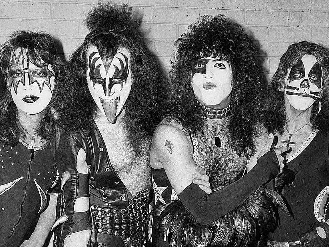 KISS