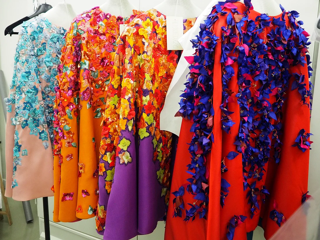 Gazar Capes from SS/1989 Haute Couture collection