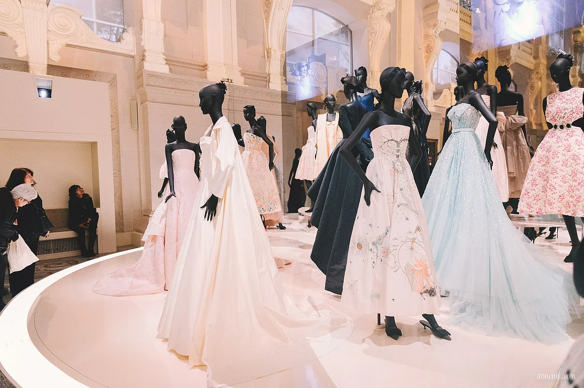 A still from Christian Dior: Couturier du Rêve at The Musée des Arts Décoratifs in Paris