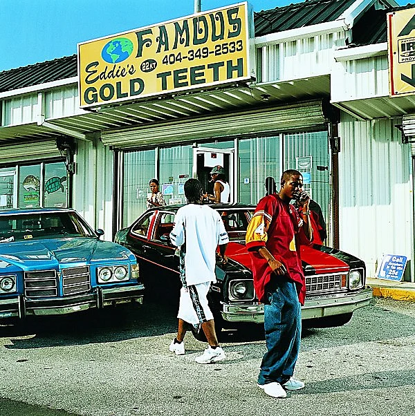 The storefront of Eddie's Famous Gold Teeth