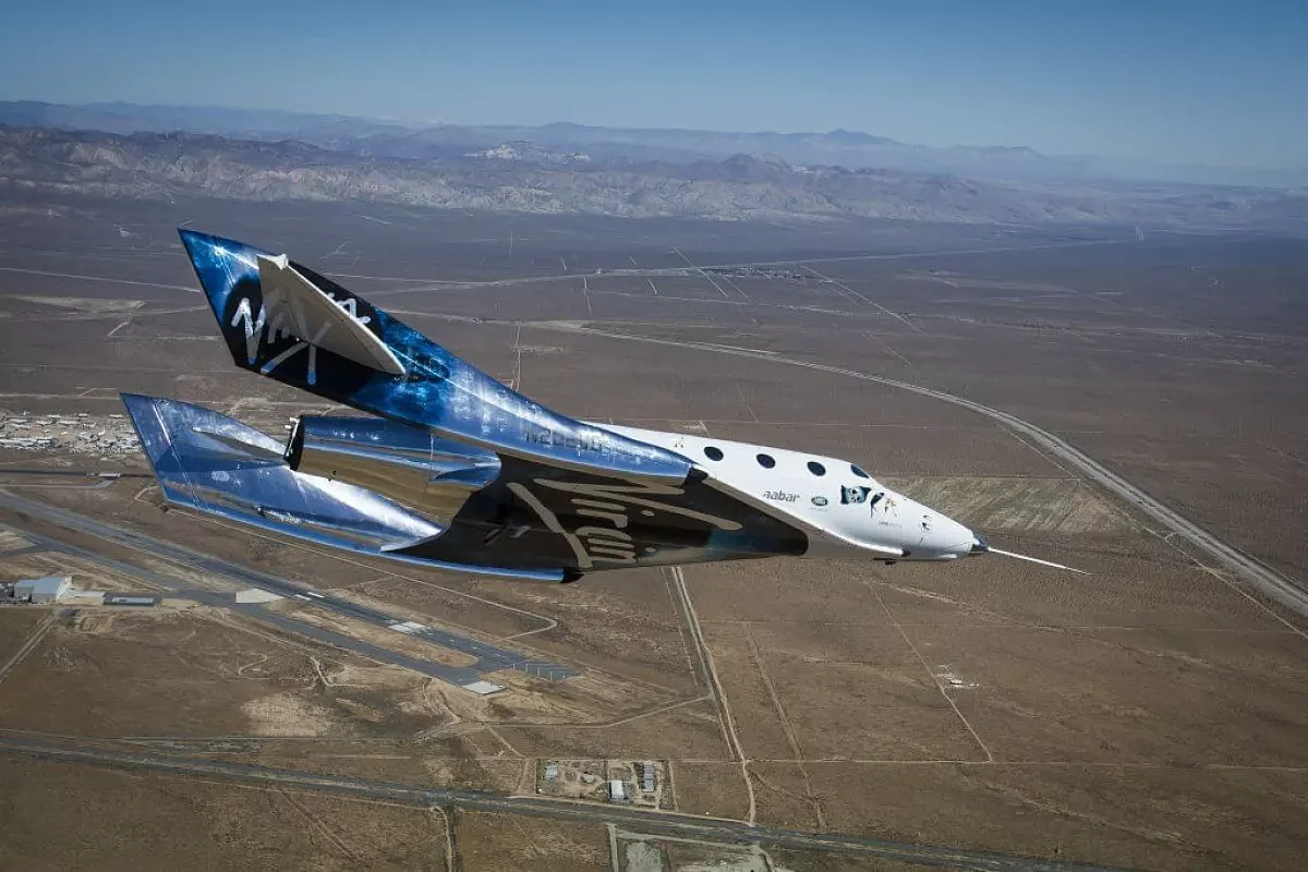 VSS Unity returning from a test flight
