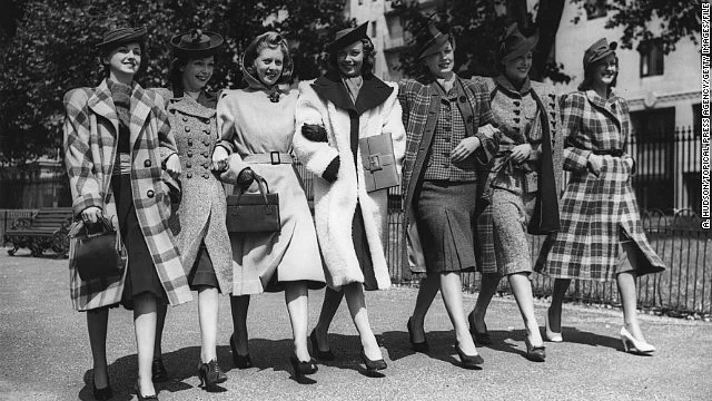American models in the 1940s clad in blazers