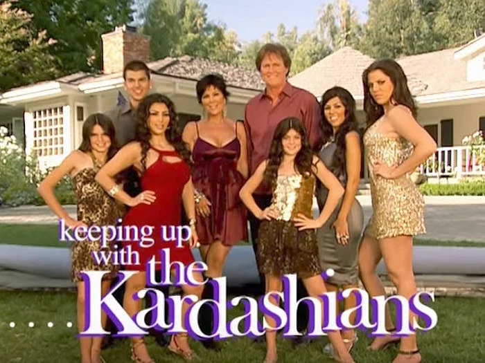 <div class="paragraphs"><p>Keeping Up With The Kardashians, Season 1 Intro</p></div>