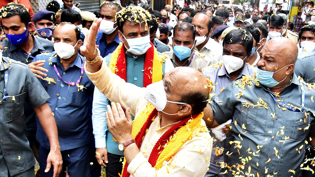 Karnataka to grant Rs 10 crore for Kannada Bhavan in Goa