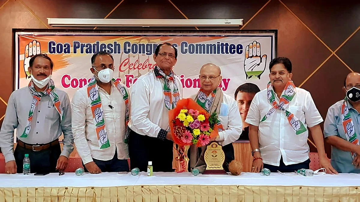 Congress celebrated it's 137th foundation day in Panaji.