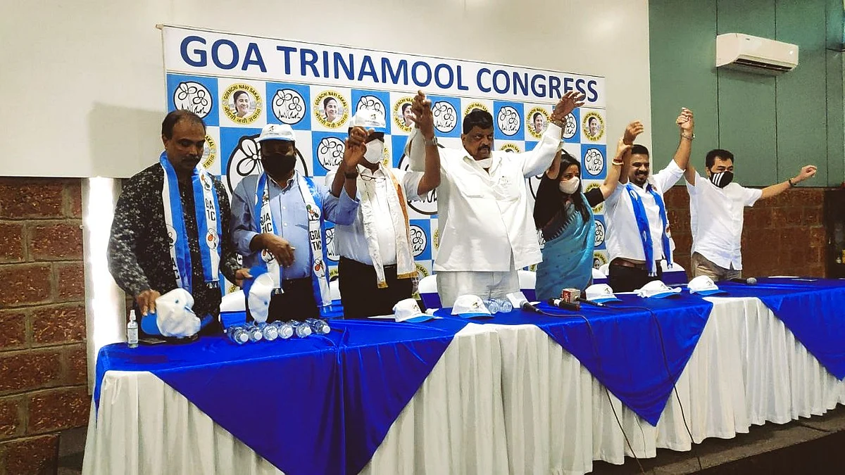 Post Lobo's entry into Congress, Calangute Congress Block Committee members joins TMC