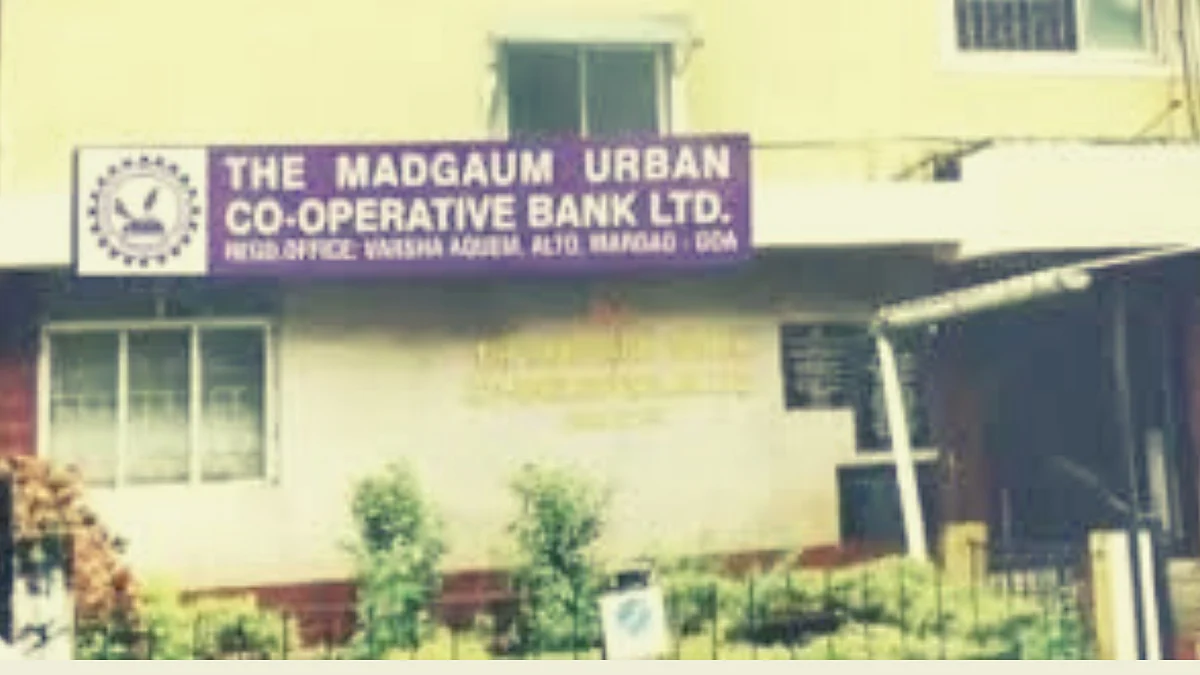 Madgaum Urban Bank commence repayment to depositors