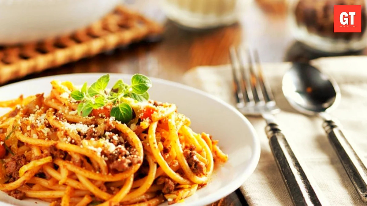 Things to do: Dine on Italian cuisine, attend a Bible convention