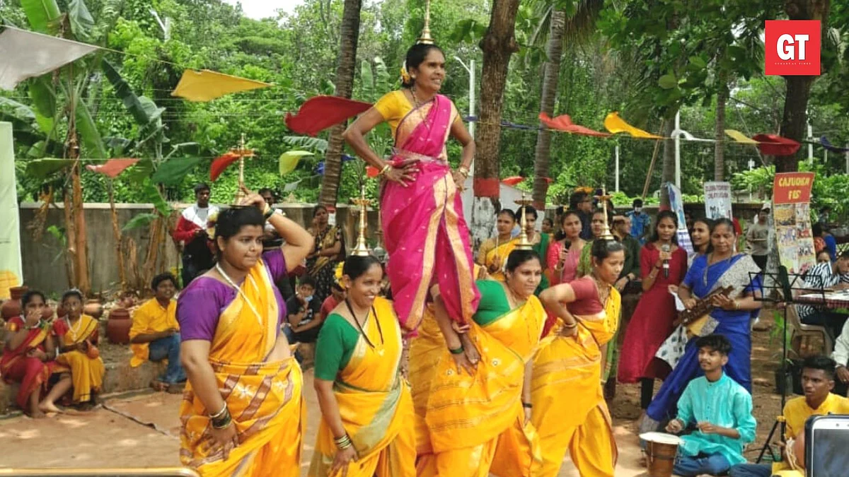 Lamp dance at the Ambeachem fest