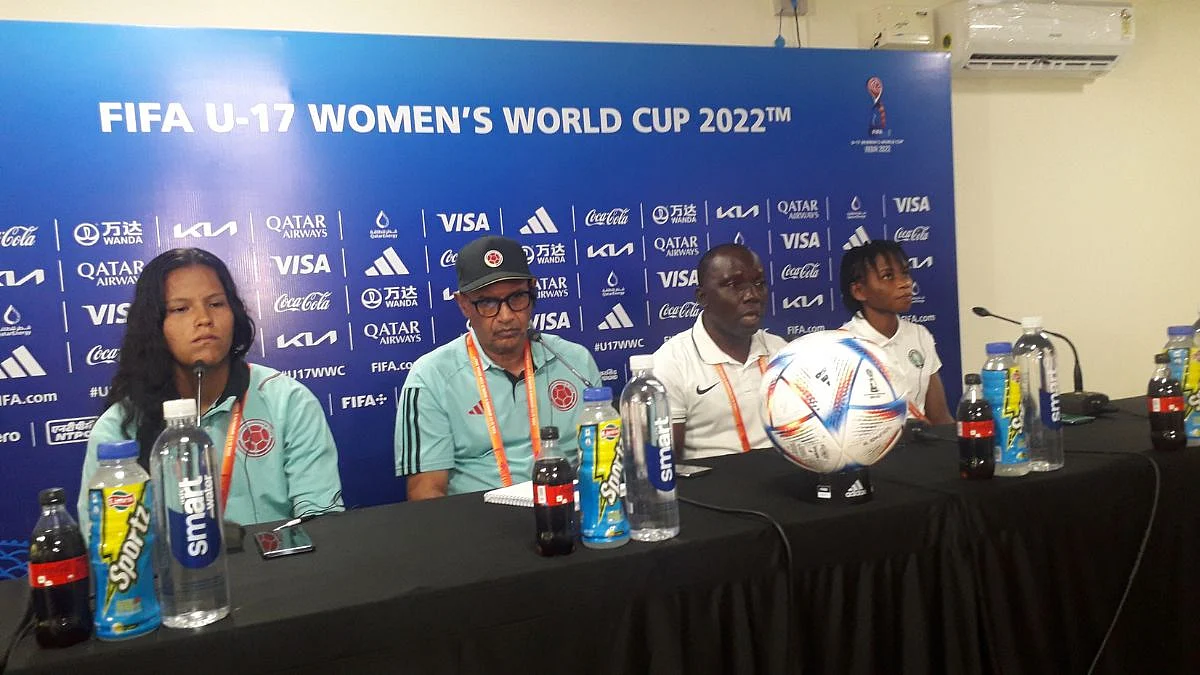 (From L TO R) Colombian player Ortegon Juana and coach Carlos Paniagua and Nigerian coach Bankole Olowookere with player Blessing Emmanuel.