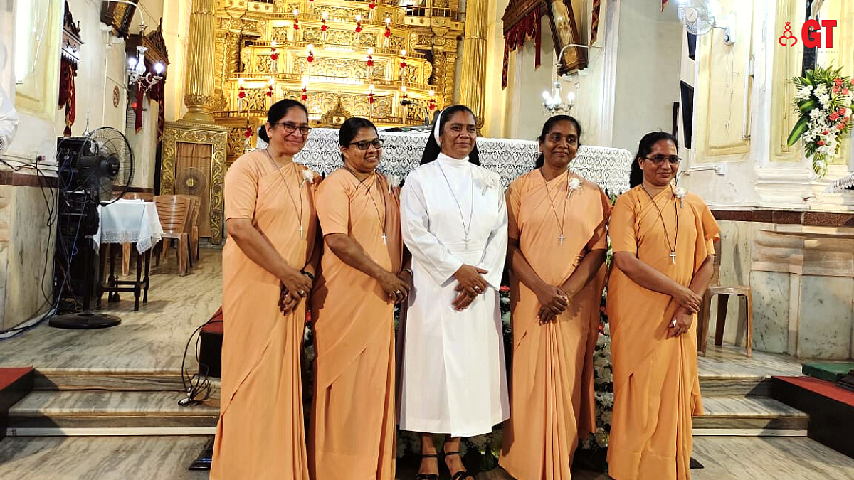 Sr Sukuria Dias, Sr Saude Rodrigues, Sr Precila Lobo, Sr Anserine D’Souza and Sr Gracia Silveira of the Congregation of the Sisters of the Holy Family of Nazareth.