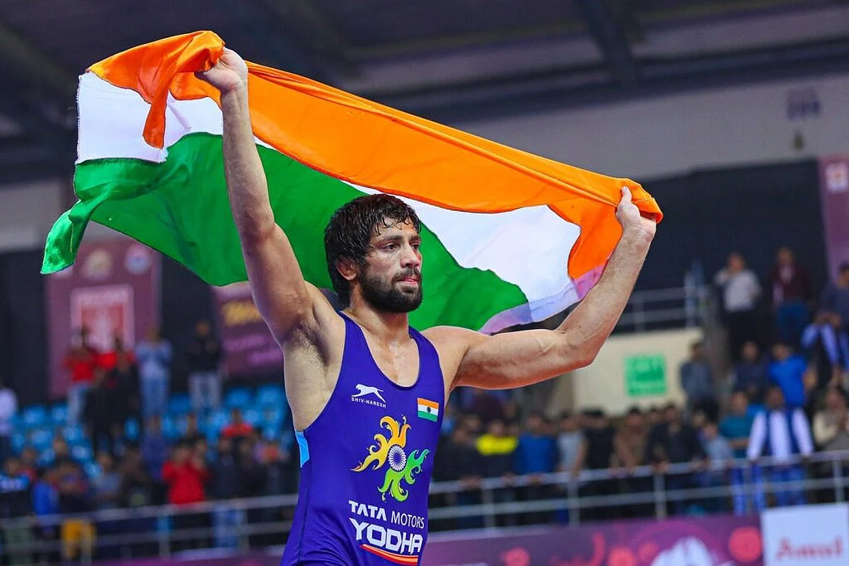 Ravi Dahiya storms into Olympic final after a thrilling bout, assures silver medal