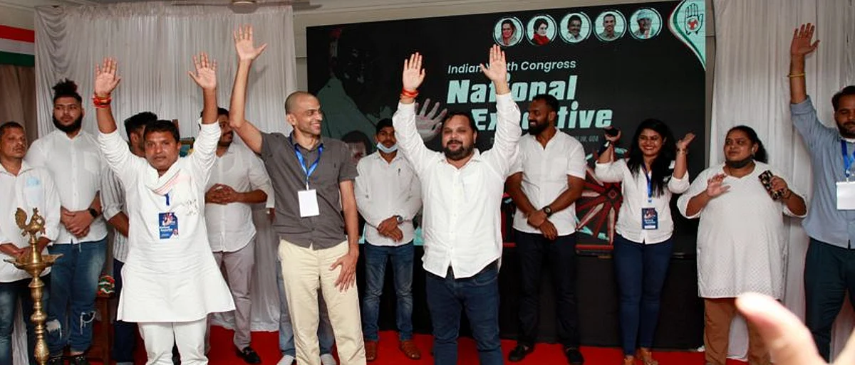 Indian Youth Congress passes resolution to make Rahul Gandhi party president
