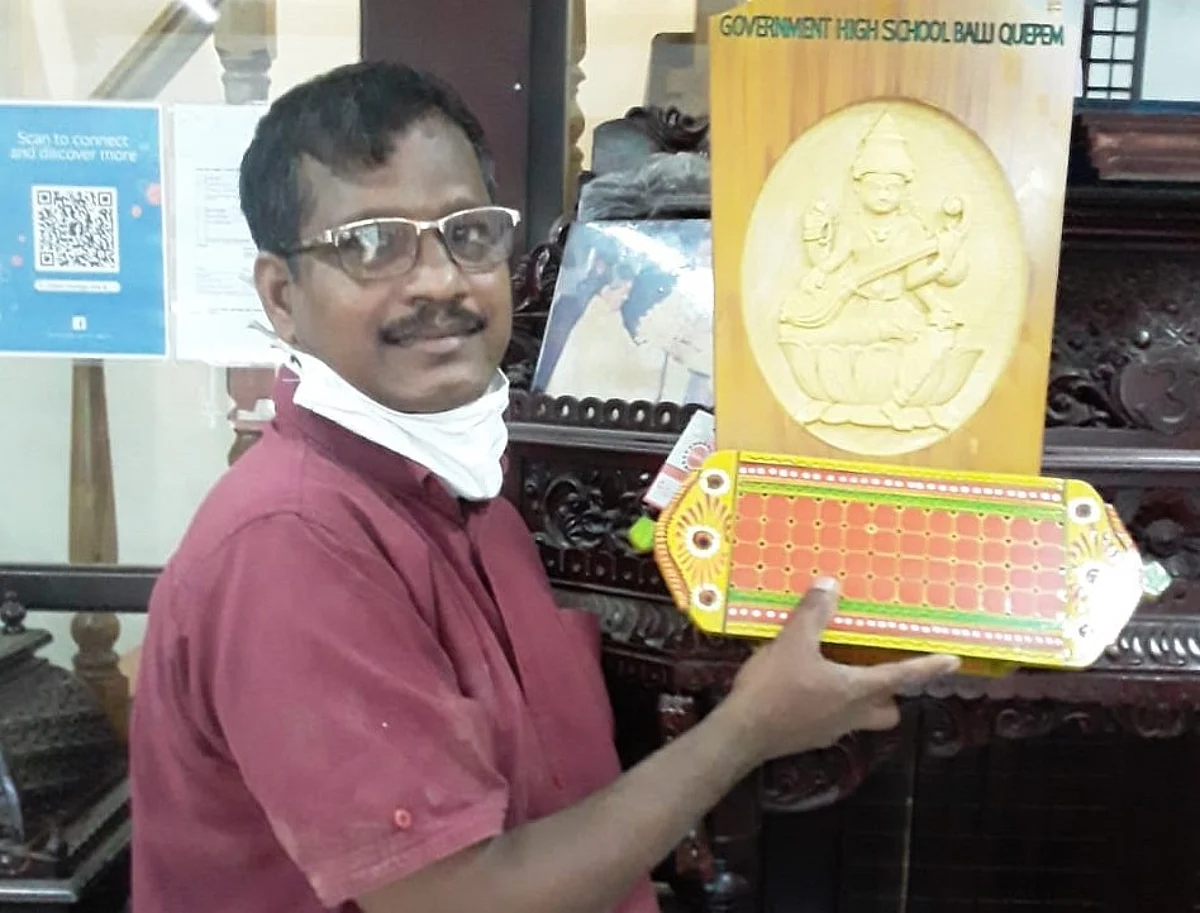 Lack of business due to COVID-19, threatens the existence of Chitari artists