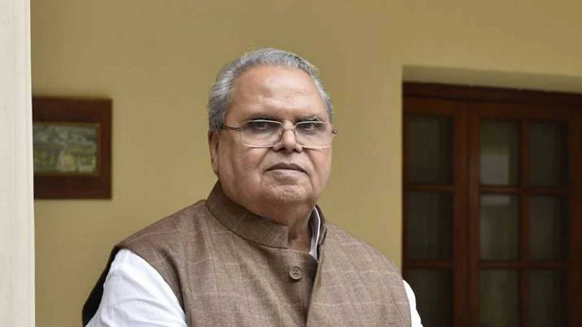 Governor urges civil servants to re-dedicate themselves for welfare of people