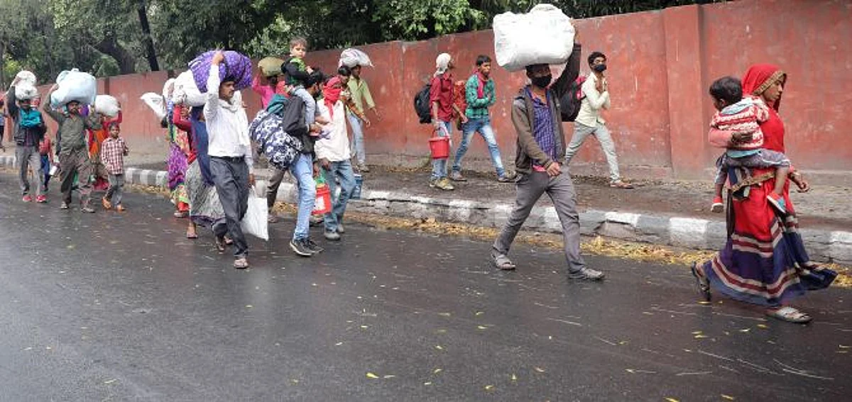 55,960 migrants left Thane so far in trains, buses: Official