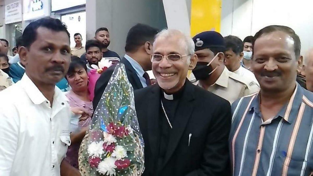 Cardinal Filipe Neri Ferrao arrives in Goa from Rome