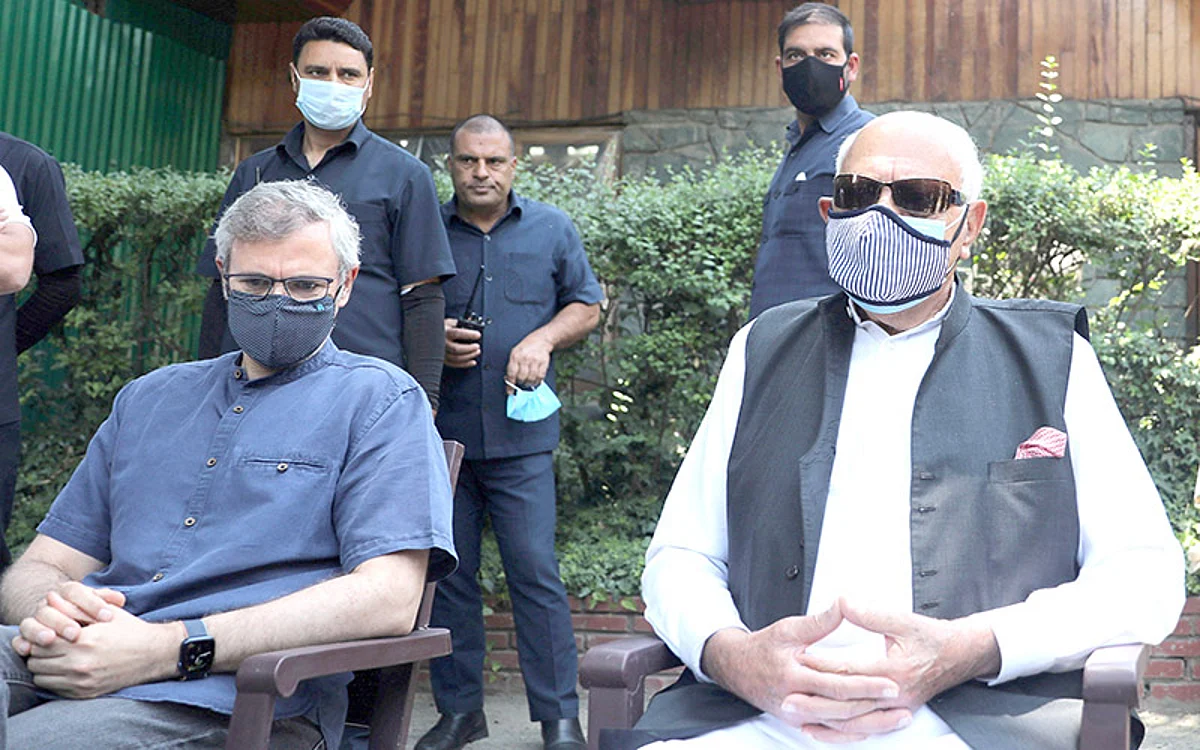 Dr Farooq puts onus of removing 'mistrust' on GoI