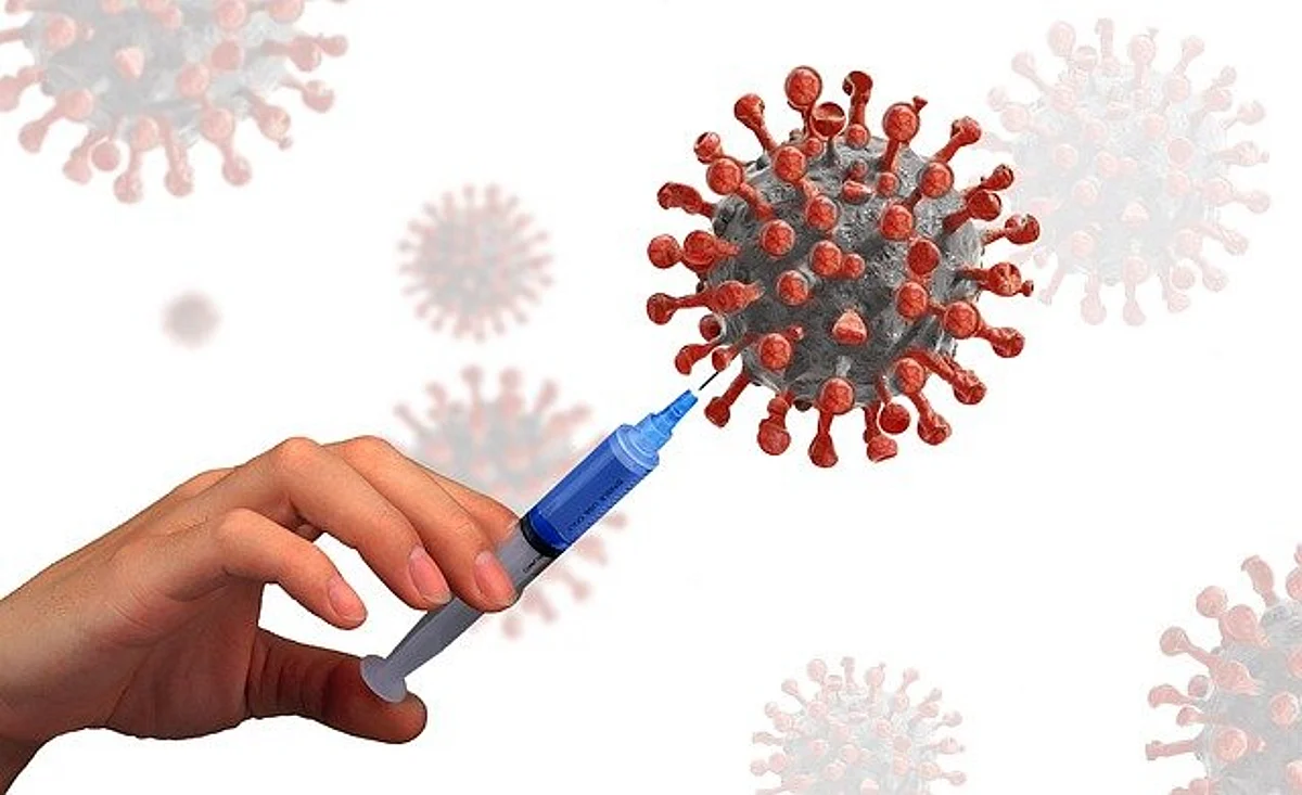 Traders vaccinated at Regal Chowk market