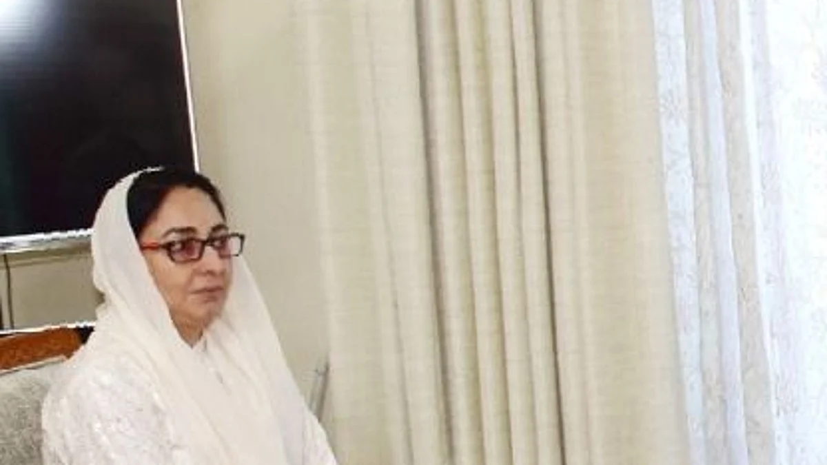 Darakhshan urges KU to set up Sharda Studies Centre