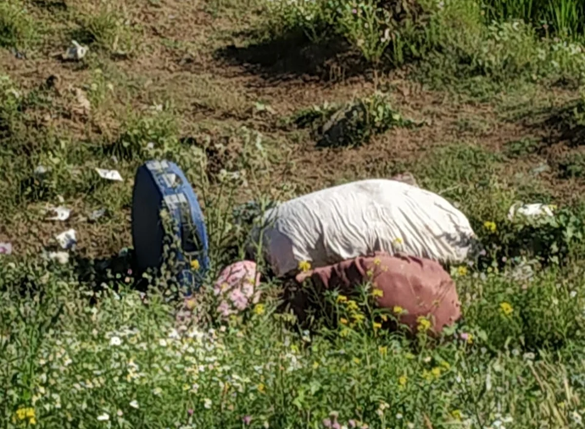 Unclaimed bag at Lasjan Bypass