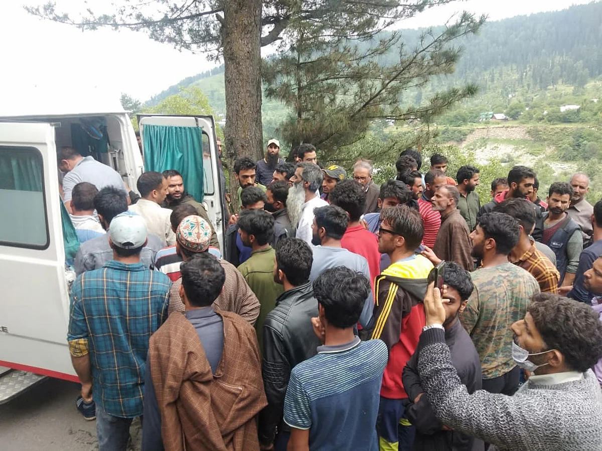 Two young women drown in north Kashmir's Tangmarg, two others rescued
