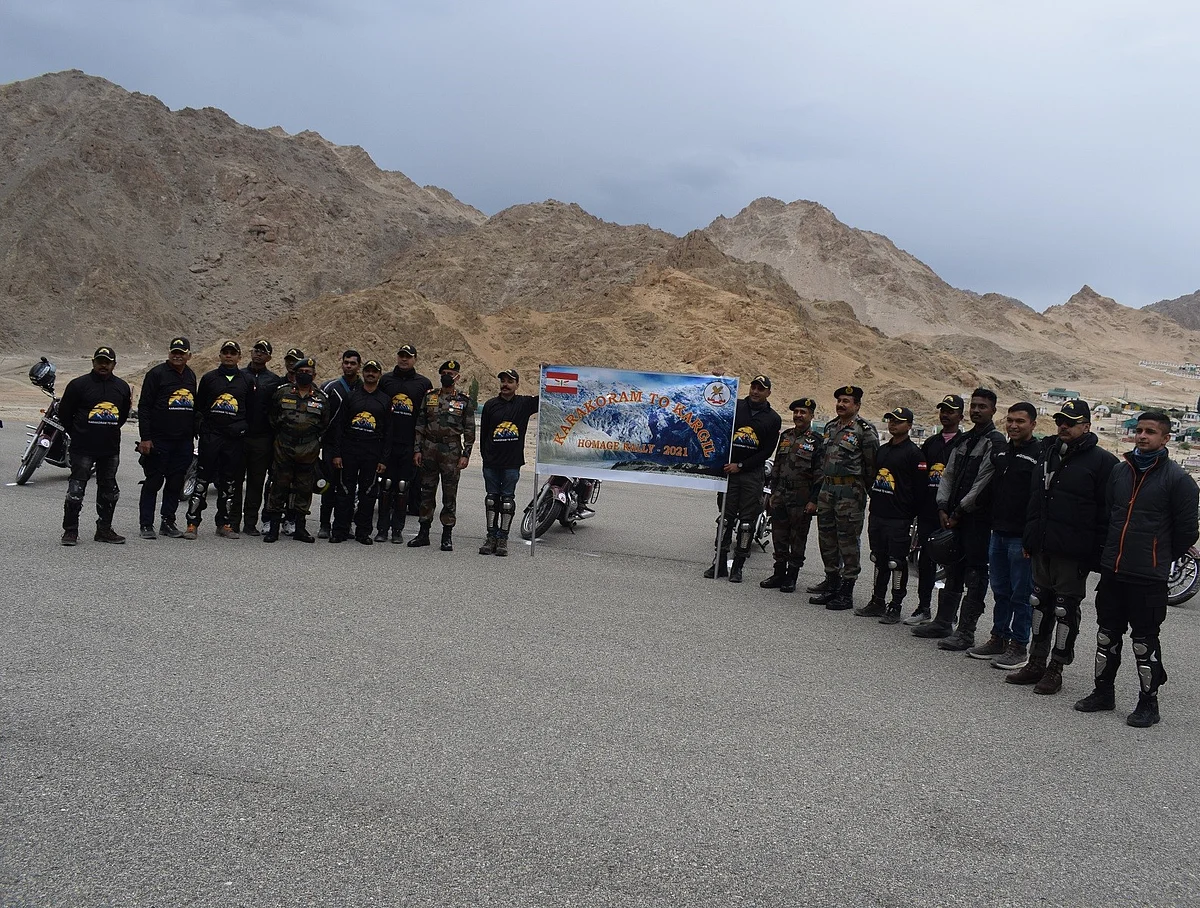 Motorcycle expedition flagged off from Leh to commemorate 22nd anniversary of Kargil Vijay Diwas