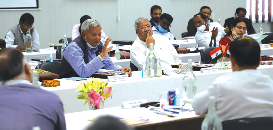 Parliamentary Standing Committee begins its 2-day Kashmir tour