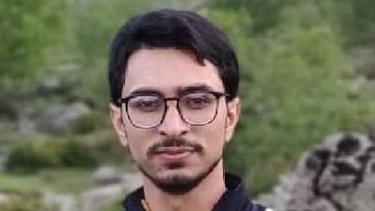 Son of Nigeenpora rickshaw-puller qualifies IES