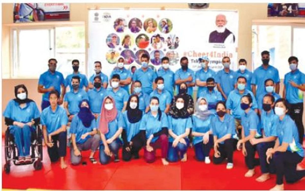 Sports Council distributes Olympic T-Shirts