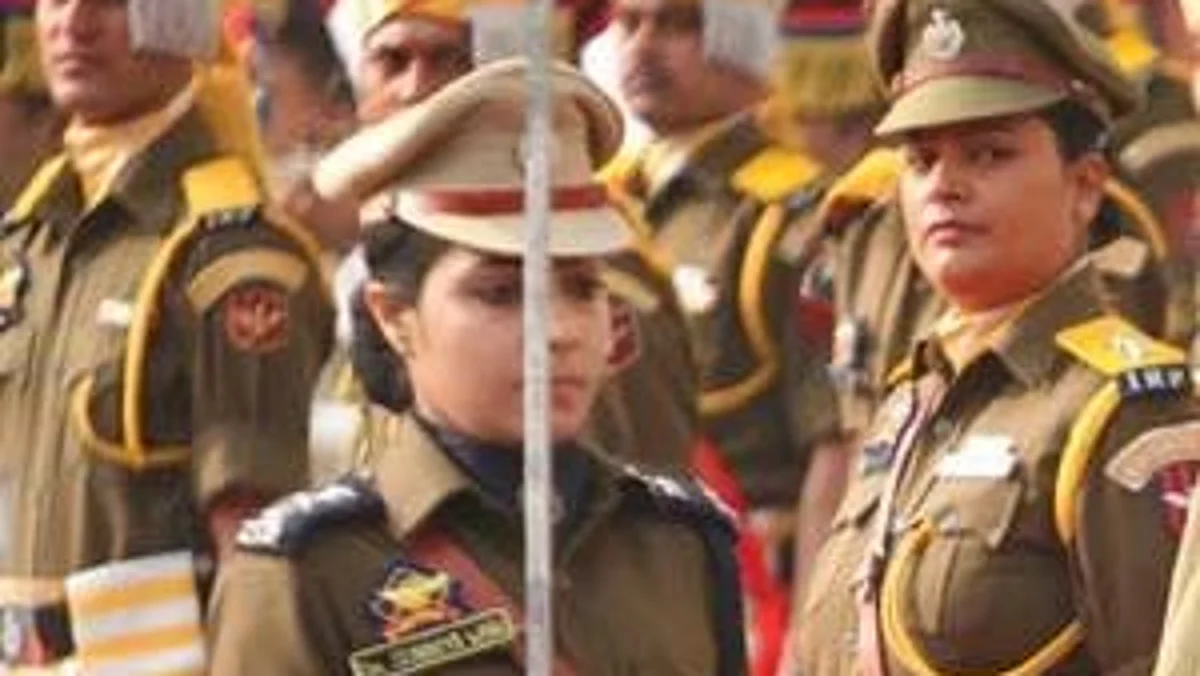 Why we need more women cops