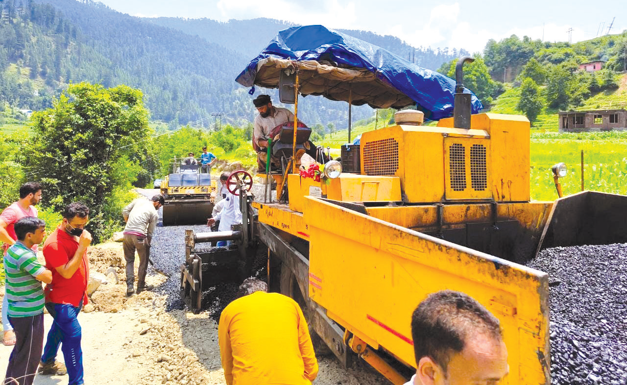 R&B starts black-topping of a Bhaderwah road