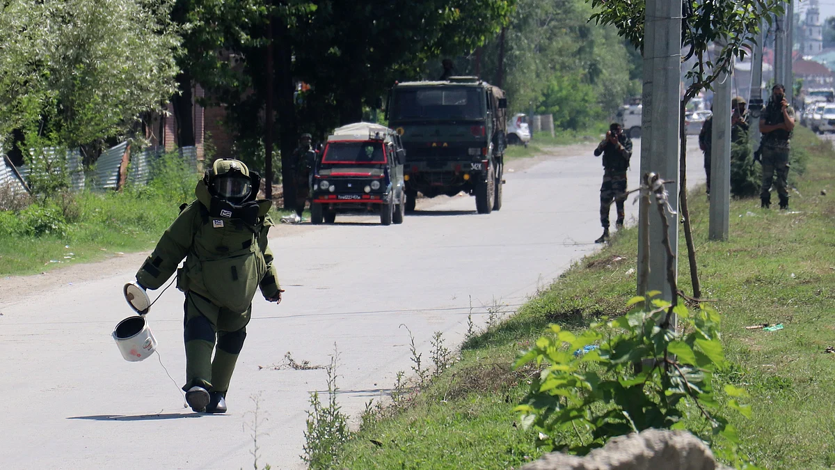 Major incident averted as IED detected near airport in central Kashmir’s Budgam